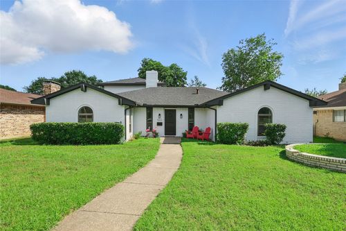 522 Flamingo Way, Duncanville, TX, 75116-3829 | Card Image