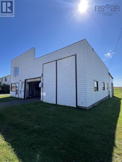 3508 Highway 209, Home with 1 bedrooms, 2 bathrooms and null parking in Advocate Harbour NS | Image 2