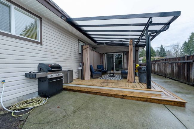 24814 121 Avenue, House other with 4 bedrooms, 2 bathrooms and 6 parking in Maple Ridge BC | Image 29
