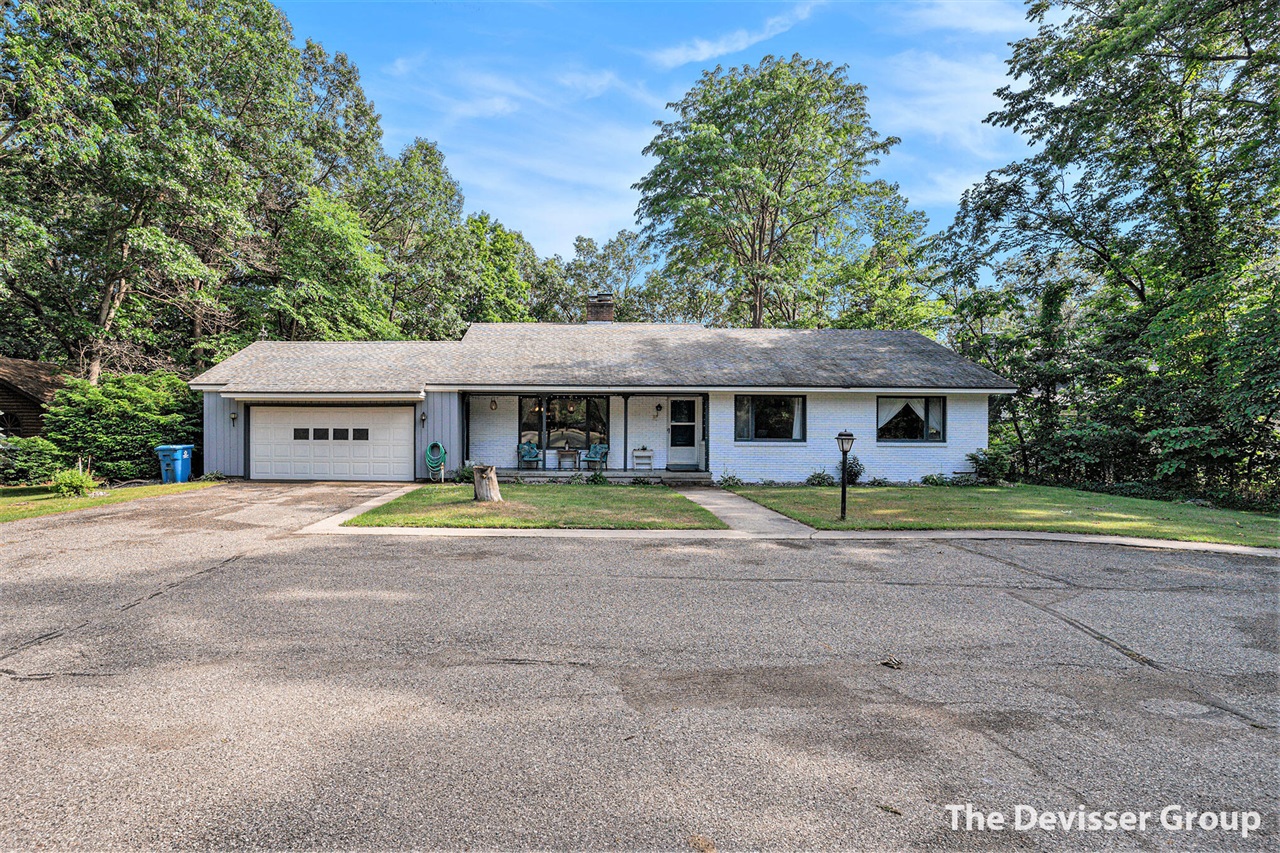 118th Ave, Allegan, MI 49010