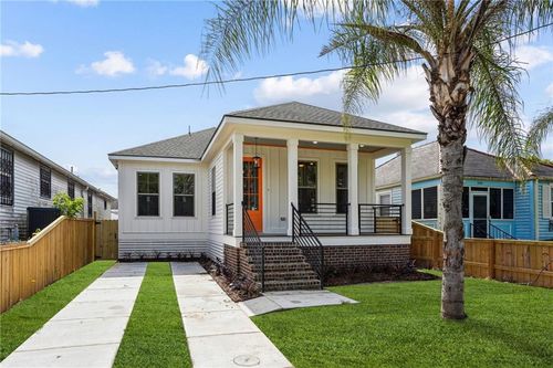 4402 Saint Anthony Ave, New Orleans, LA, 70122-3129 | Card Image