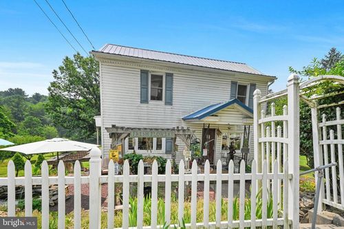 80 Condor Ln, POTTSVILLE, PA, 17901-8789 | Card Image