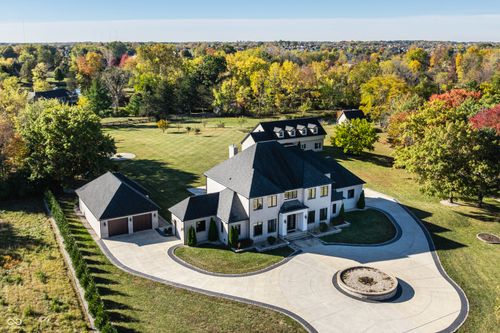 949 W 136th St, Carmel, IN, 46032-1579 | Card Image