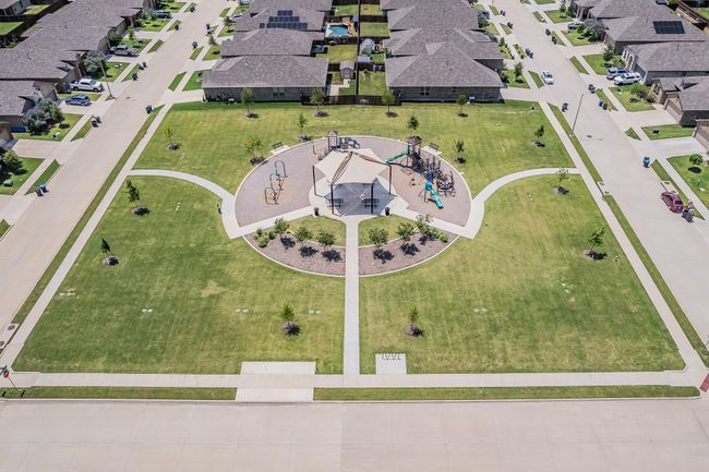 812 Holler Loop, House other with 4 bedrooms, 2 bathrooms and null parking in Justin TX | Image 32