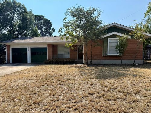 2711 Little John Ln, Austin, TX, 78704-5662 | Card Image