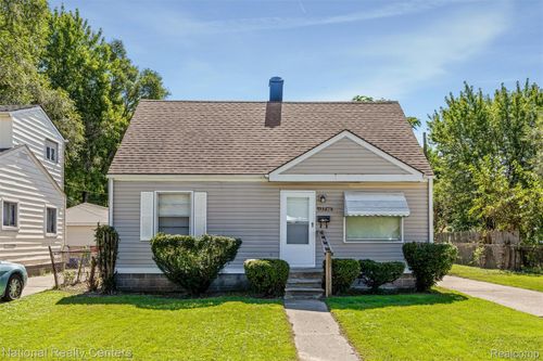 12740 Sherman Ave, Warren, MI, 48089-4821 | Card Image
