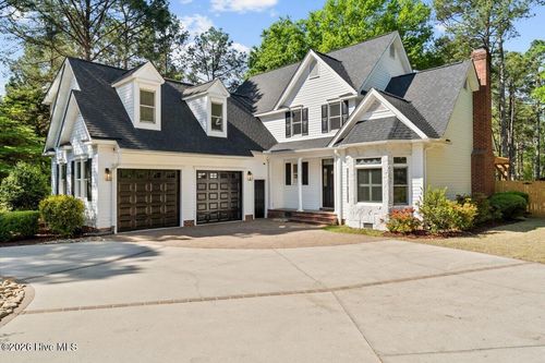 180 Rountree Ln, Southern Pines, NC, 28387-2963 | Card Image