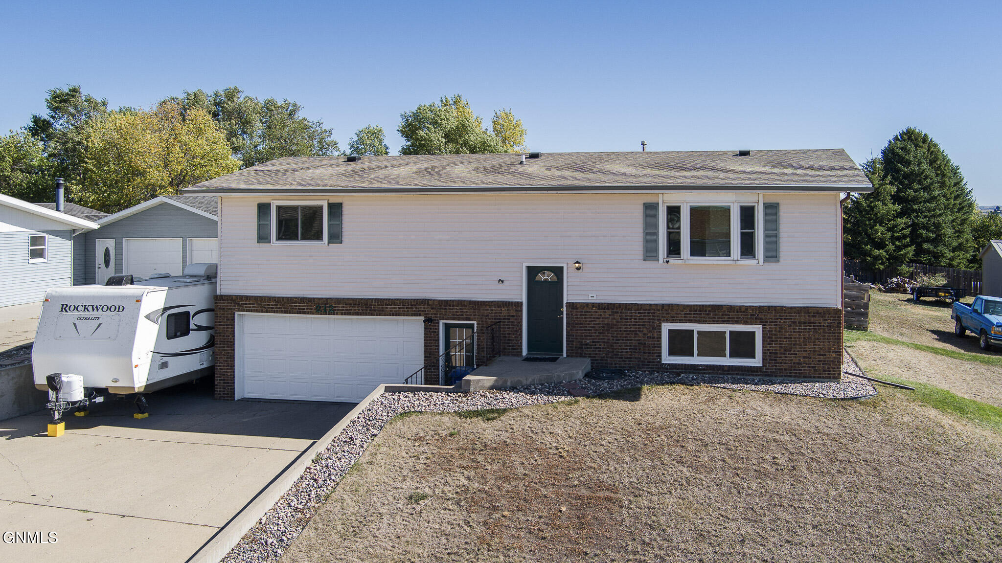 Renee Dr, Beulah, ND 58523