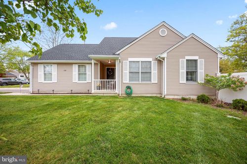 120 Albatross Ave, Manahawkin, NJ, 08050-1903 | Card Image