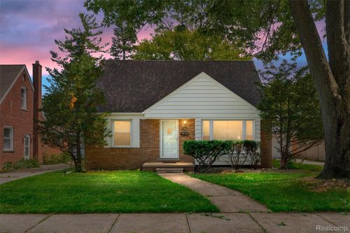 17366 Centralia, Redford, MI, 48240-2225 | Card Image