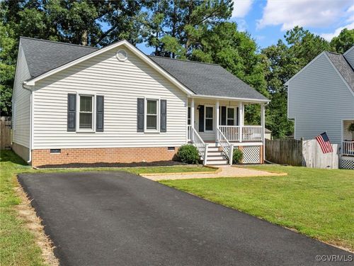 8198 Skirmish Ln, Mechanicsville, VA, 23111-4583 | Card Image