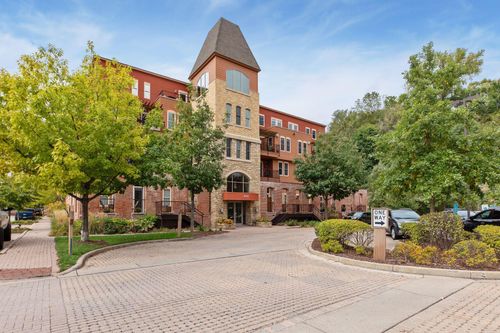 apt-42-640 Main St N, Stillwater, MN, 55082-3932 | Card Image