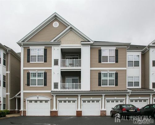2318 Edward Stec Blvd, Edison, NJ, 08837-7010 | Card Image