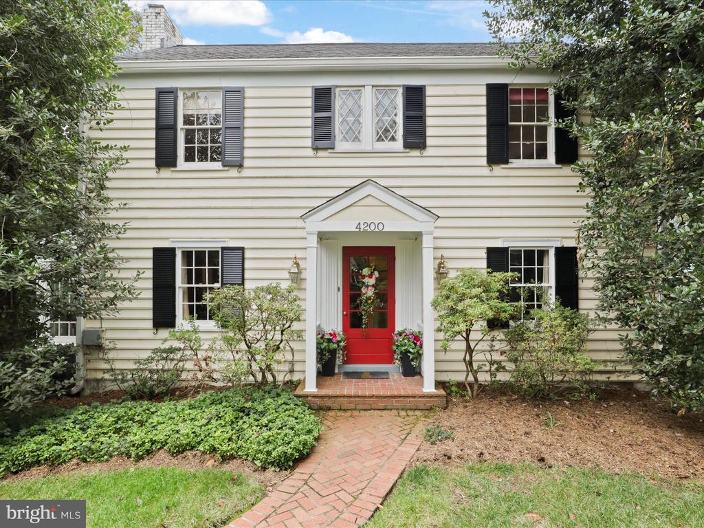 Dresden St, Kensington, MD 20895