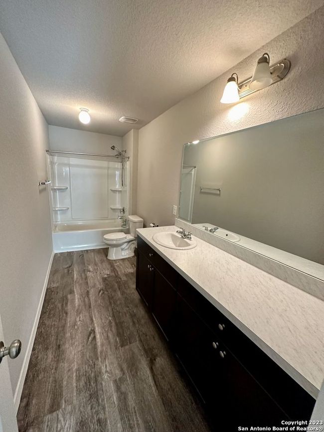5206 Everett Loop, House other with 3 bedrooms, 2 bathrooms and null parking in Converse TX | Image 8