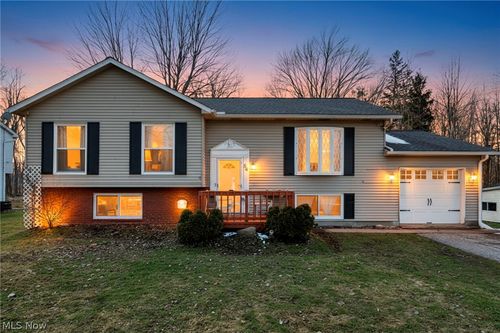 54 Park Rd, Painesville, OH, 44077-5019 | Card Image