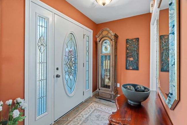52 Napier St, House other with 3 bedrooms, 2 bathrooms and 2 parking in Goderich ON | Image 6