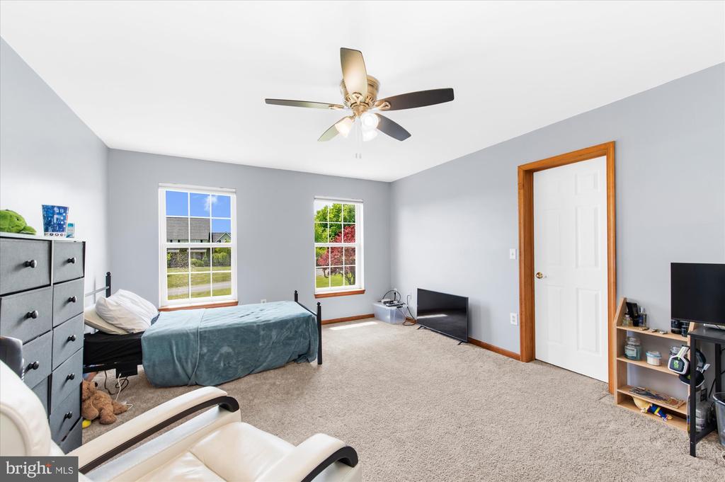 Residential in SAYLORSBURG 4