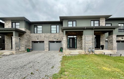 7185 Parsa St, Niagara Falls, ON, L2H3T1 | Card Image
