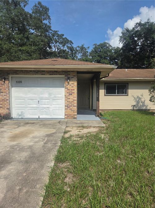 a-1320 Markham Ave, Spring Hill, FL, 34606-4427 | Card Image