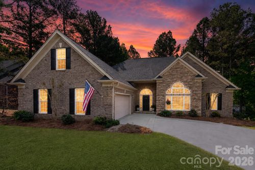 147 Honeysuckle Creek Loop, Mooresville, NC, 28117-8530 | Card Image