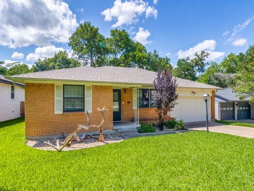 8125 Hunnicut Rd, Dallas, TX, 75228-5928 | Card Image