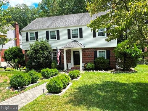 690 Old School House Dr, SPRINGFIELD, PA, 19064-1536 | Card Image