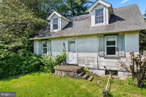 431 E Summit Ave, TELFORD, PA, 18969-1178 | Card Image
