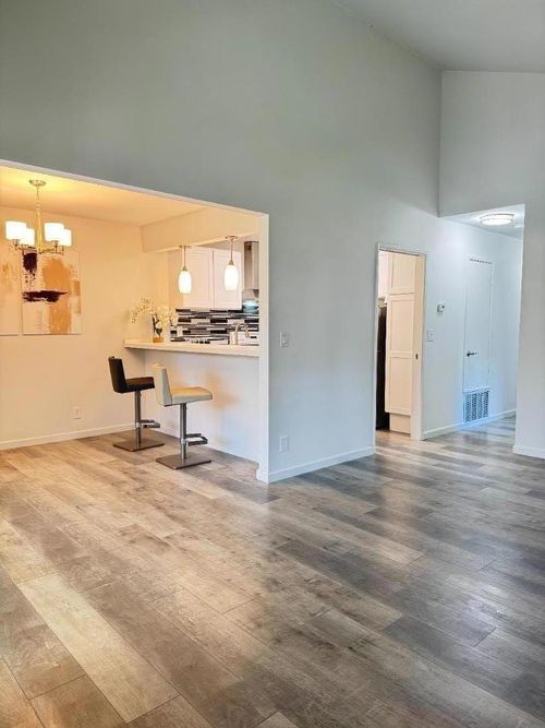 f-5705 Makati Circle, San Jose, CA, 95123 | Card Image