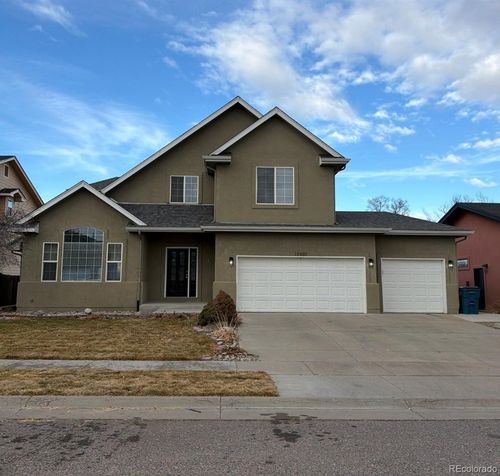 10805 Barclay Ct, Commerce City, CO, 80640-9002 | Card Image