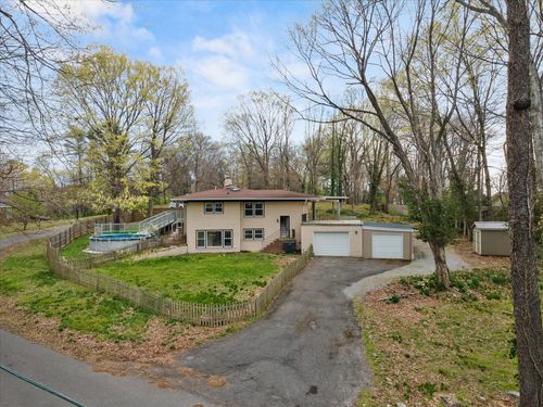 276 E Porters Bluff Rd, Clarksville, TN, 37040-4544 | Card Image