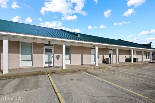 ste-13-833 Highway 90, Bay Saint Louis, MS, 39520-1601 | Card Image