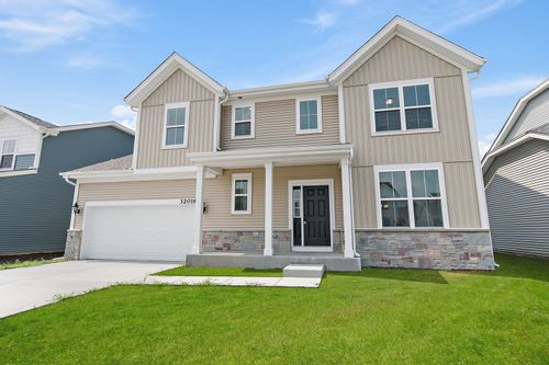 32016 Savannah Dr, Lakemoor, IL, 60051-6113 | Card Image