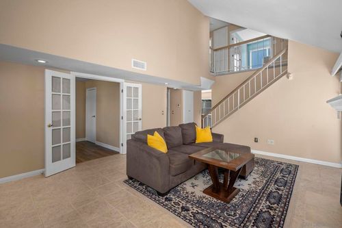 10748 Escobar Dr, San Diego, CA, 92124-2027 | Card Image