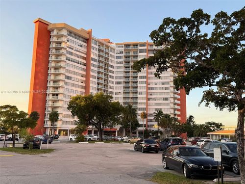 apt-1025w-1301 Ne Miami Gardens Dr, North Miami Beach, FL, 33179-4985 | Card Image