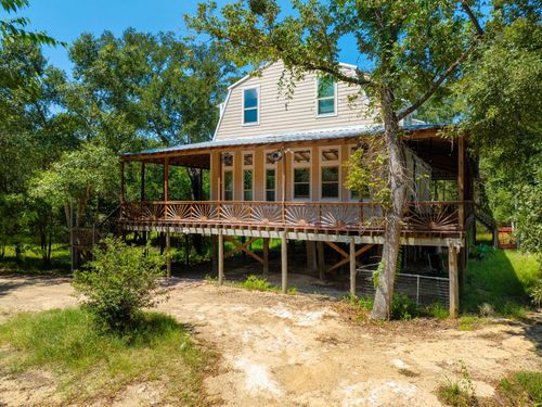 2184 Bear Bottom Dr, Wharton, TX, 77488-9512 | Card Image
