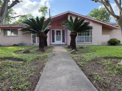 125 N Carolina St, Houston, TX, 77029-4823 | Card Image