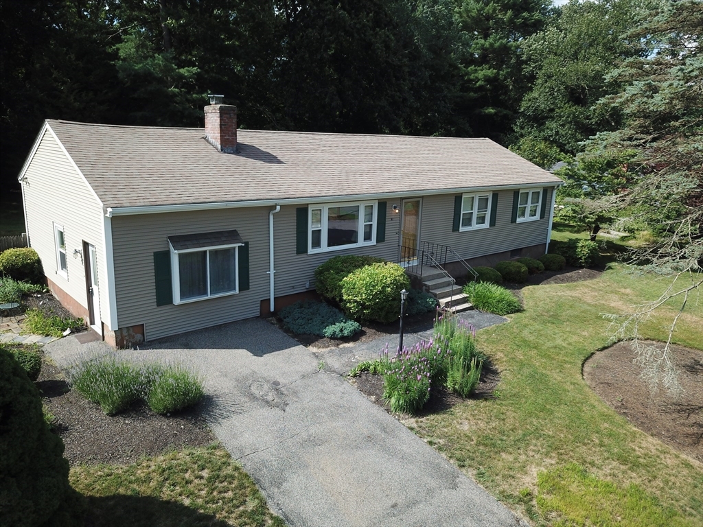 Dorset Rd, Holliston, MA 01746