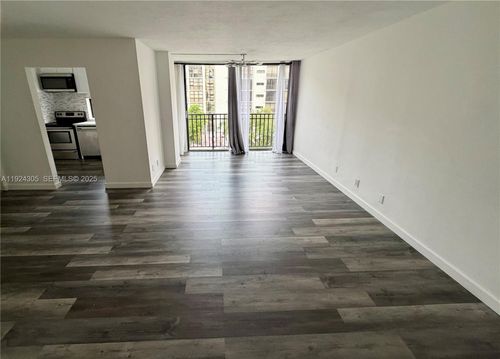 apt-504-16909 Bay Rd, Sunny Isles Beach, FL, 33160-4224 | Card Image