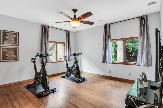 136 Burton St, House other with 4 bedrooms, 3 bathrooms and 2 parking in Grayslake IL | Image 11