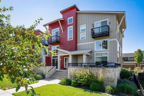 2209 W Bridge Ave, Spokane, WA, 99201-1602 | Card Image