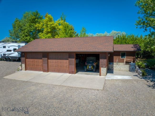 3-car garage | Image 57