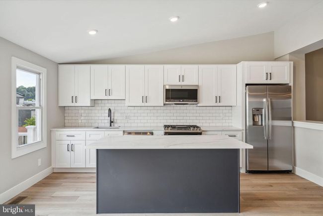 163 East St, Townhouse with 4 bedrooms, 3 bathrooms and null parking in PHILADELPHIA PA | Image 8