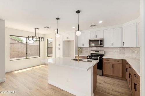 1441 E 12th Pl, Casa Grande, AZ, 85122-3698 | Card Image