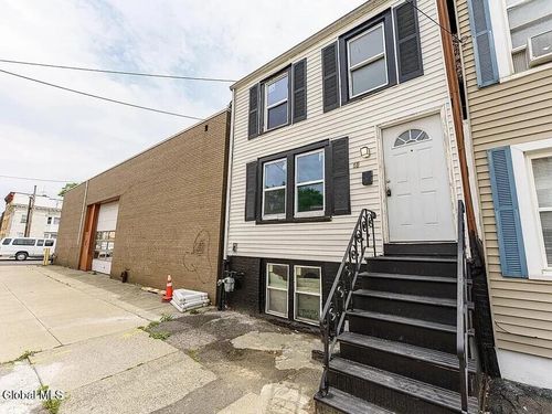 59 Bradford St, Albany, NY, 12206-2909 | Card Image