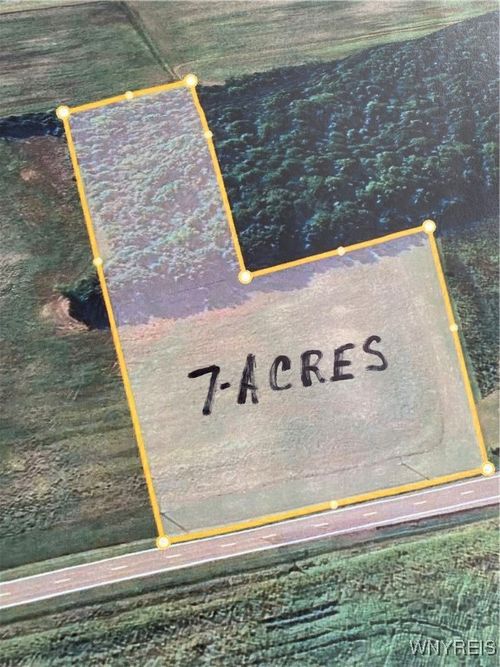 1750 Youngstown Lockport Rd, Ransomville, NY, 14131-9401 | Card Image