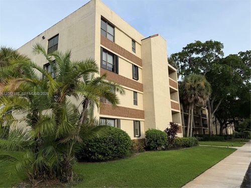 205-1-40 Nw 76th Ave, Plantation, FL, 33324-2040 | Card Image