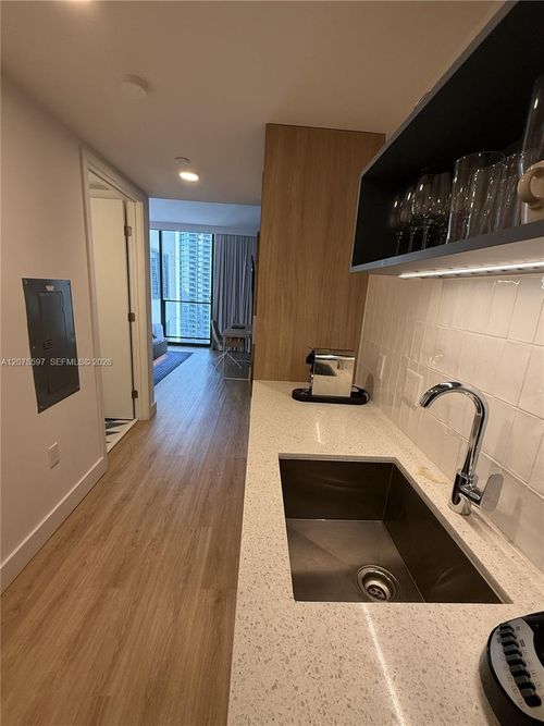1920-159 Ne 6th St, Miami, FL, 33132 | Card Image