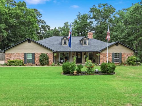 194 Cedar Springs Rd, Longview, TX, 75605-7306 | Card Image