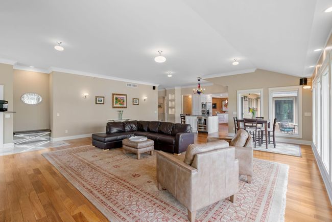 4 W Shore Rd, House other with 3 bedrooms, 4 bathrooms and null parking in NORTH OAKS MN | Image 28